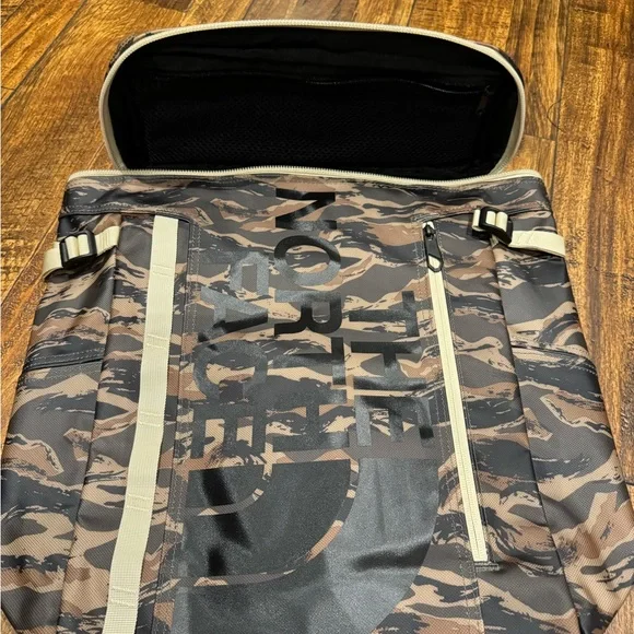 The North Face Fusebox II - Picture 3 of 8